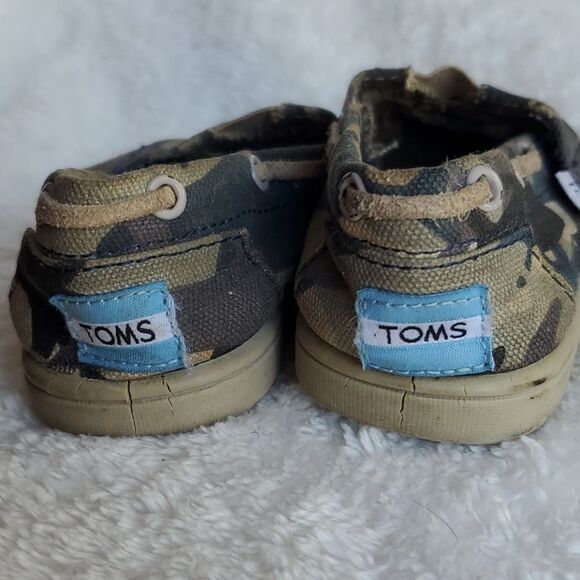 Toms Camouflage Shoes 8T - Picture 8 of 9